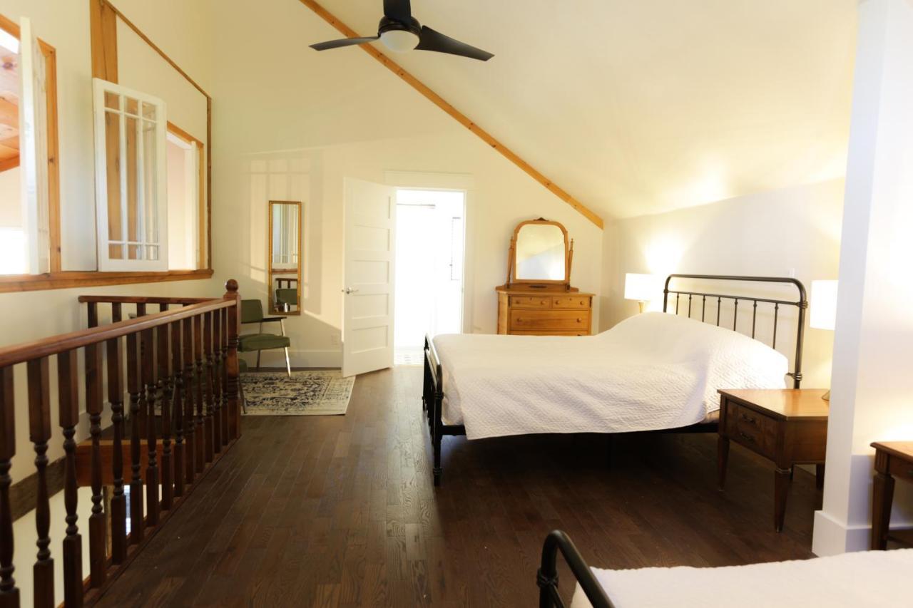 Jackson'S Falls Country Inn Milford Екстер'єр фото