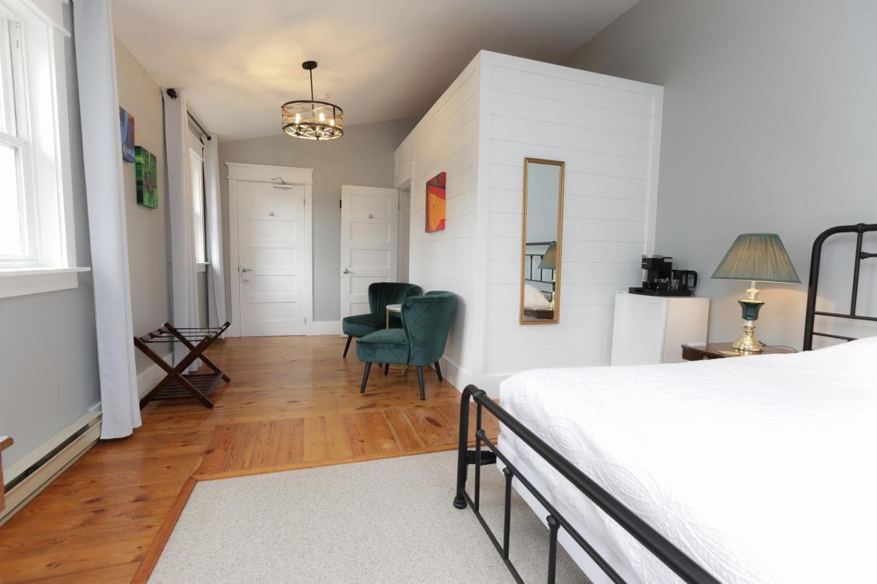 Jackson'S Falls Country Inn Milford Екстер'єр фото